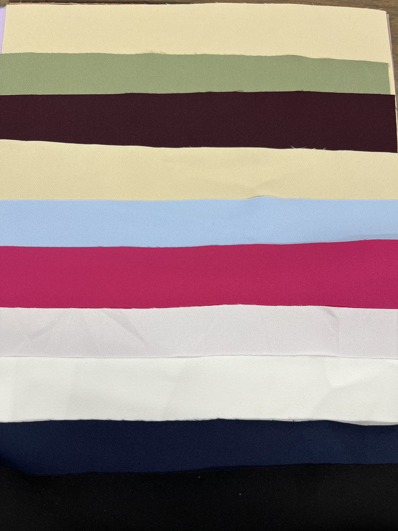 Tela Fine Twill Lisa De Poliéster Para Pantalón, Camisa Y Vestido · muestra de color