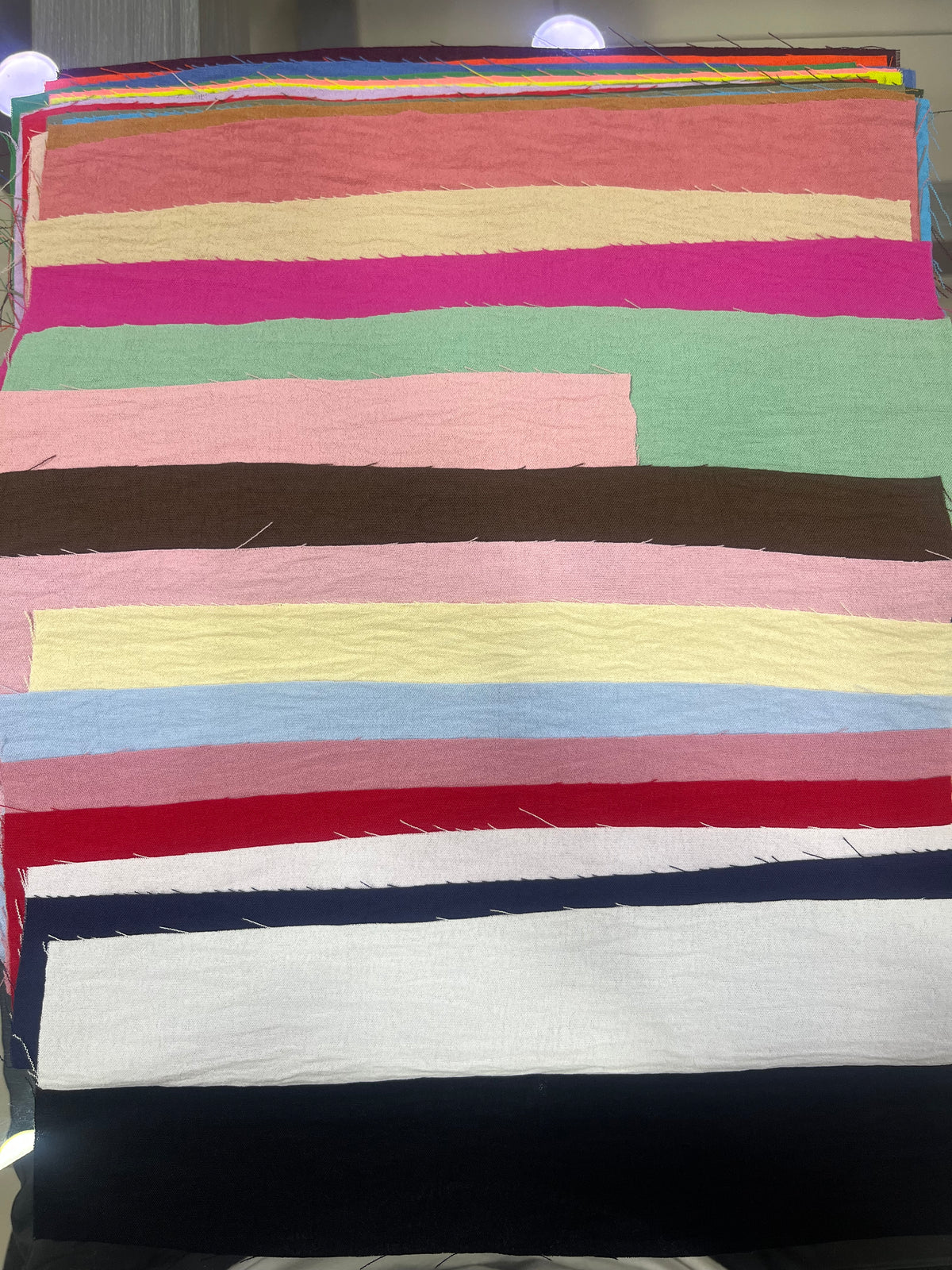 Tela Cey Lisa De Poliéster Para Blusa, Pantalón Y Vestido · 150 cm