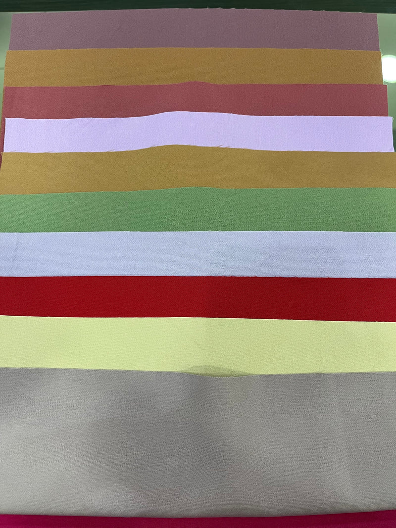 Tela Fine Barbie Twill Lisa De Poliéster Para Blusa Y Pantalón · 150 cm