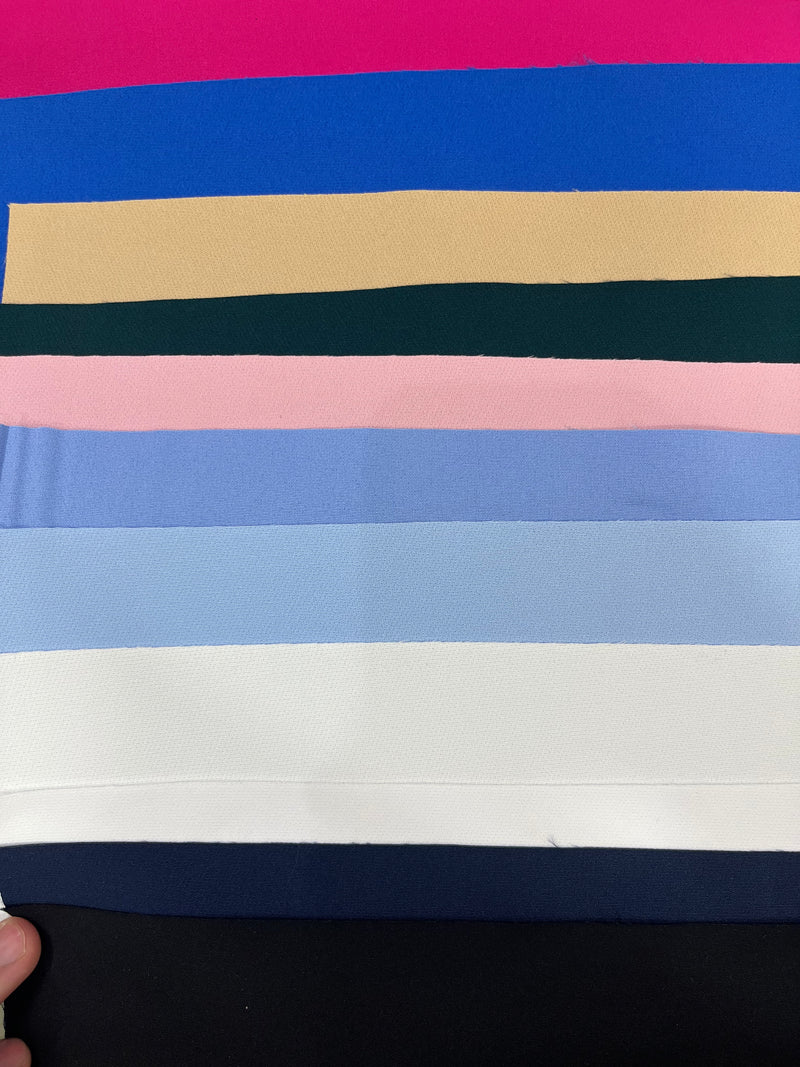 Tela Fine Barbie Twill Lisa De Poliéster Para Blusa Y Pantalón · 150 cm
