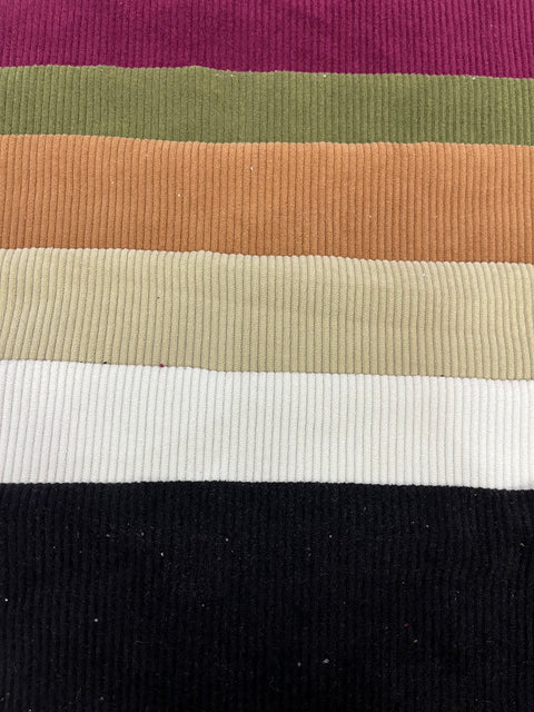 Tela Panilla Circular Lisa De Poliéster Para Pantalón · 150 cm