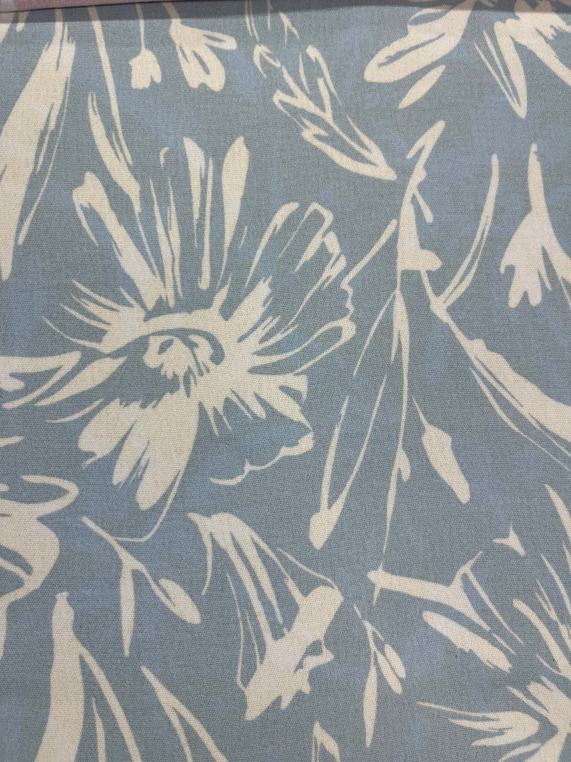 Tela Cey Estampada De Poliéster Para Blusa, Pantalón Y Vestido · 146 cm · 15195