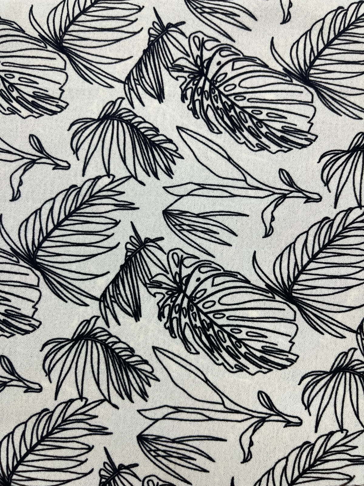Tela Cey Estampada De Poliéster Para Blusa, Pantalón Y Vestido · 146 cm · 15166