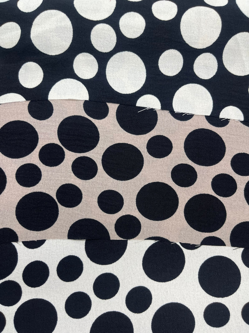 Tela Cey Estampada De Poliéster Para Blusa, Pantalón Y Vestido · 146 cm · 15228