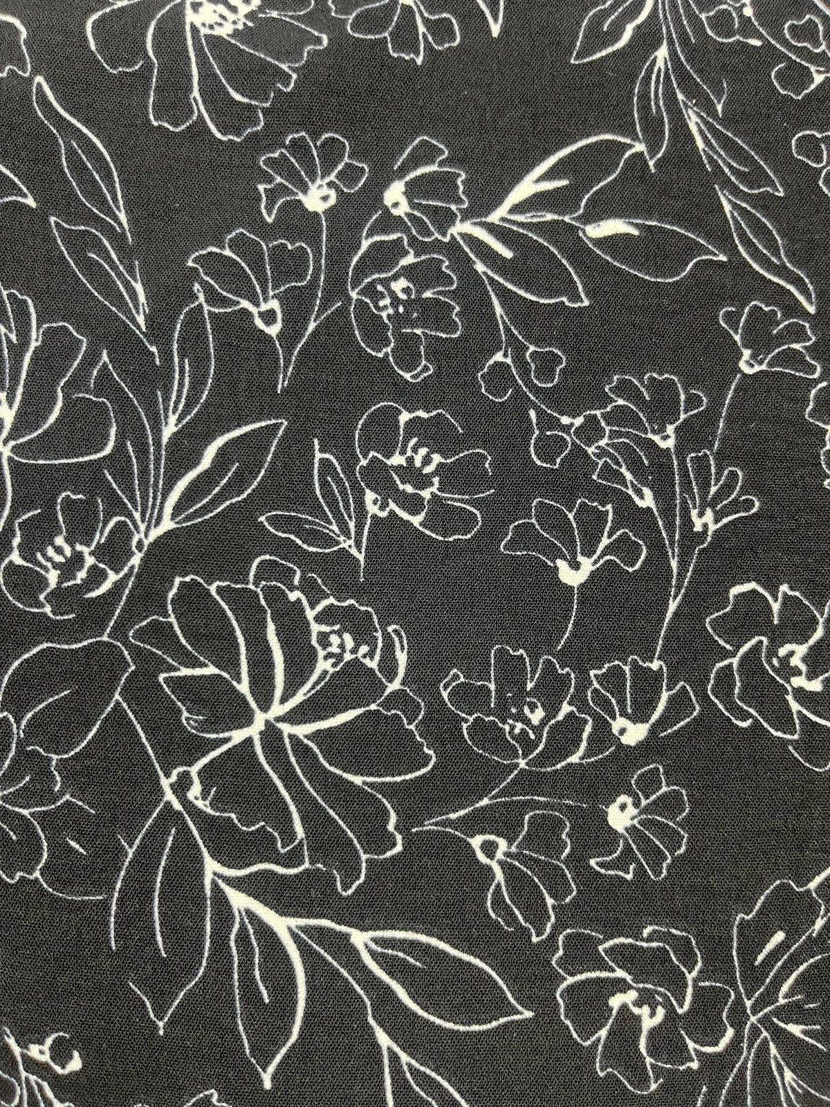 Tela Cey Estampada De Poliéster Para Blusa, Pantalón Y Vestido · 146 cm · 15293