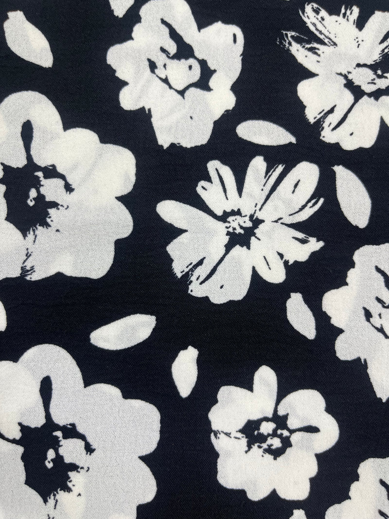 Tela Cey Estampada De Poliéster Para Blusa, Pantalón Y Vestido · 146 cm · 15290