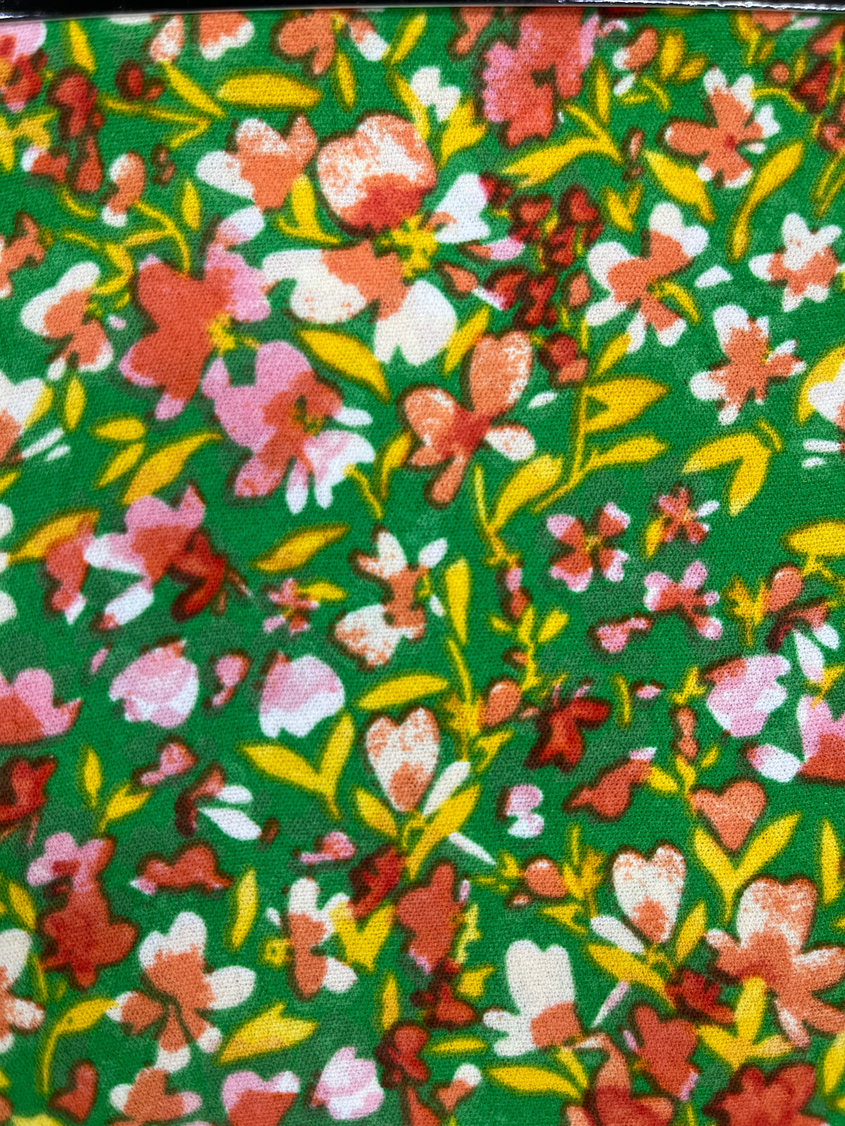 Tela Cey Estampada De Poliéster Para Blusa, Pantalón Y Vestido · 146 cm · 13766