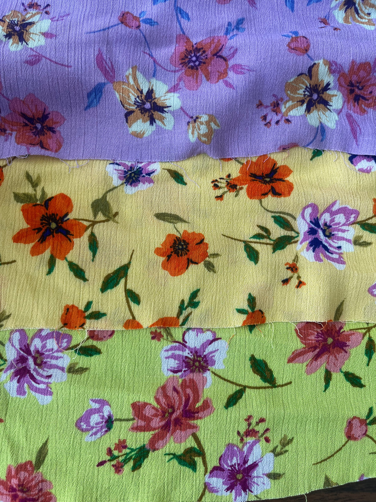 Tela Crepón Estampada De Rayón Para Blusa · 130 cm · 14029
